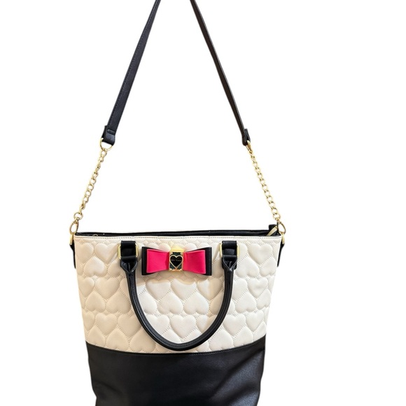 Betsey Johnson Handbags - Betsey Johnson | Heart Quilted Shoulder Bag with Red Bow be mine